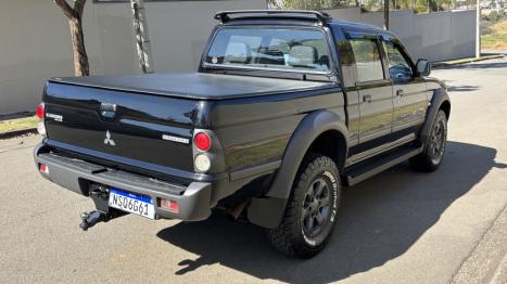 MITSUBISHI L 200 Outdoor 2.5 GLS 4X4 CABINE DUPLA TURBO DIESEL INTERCOOLER, Foto 4