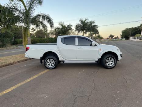 MITSUBISHI L 200 Triton 3.2 16V GL 4X4 CABINE DUPLA TURBO DIESEL INTERCOOLER, Foto 6