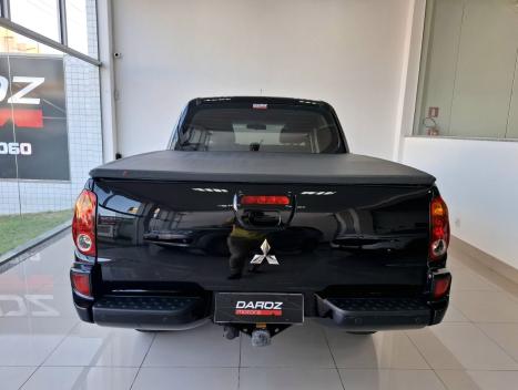 MITSUBISHI L 200 Triton 3.5 V6 HPE 4X4 FLEX CABINE DUPLA AUTOMTICO, Foto 5