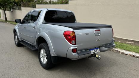 MITSUBISHI L 200 Triton 3.2 16V HPE 4X4 CABINE DUPLA TURBO DIESEL INTERCOOLER AUTOMTICO, Foto 4