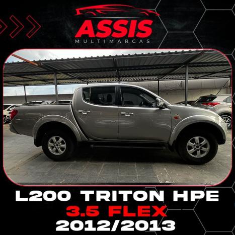 MITSUBISHI L 200 Triton 3.5 V6 HPE 4X4 FLEX CABINE DUPLA AUTOMTICO, Foto 8