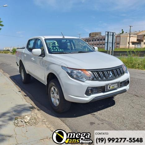 MITSUBISHI L 200 Triton 2.4 16V FLEX GLX 4X4 OUTDOOR CABINE DUPLA, Foto 2