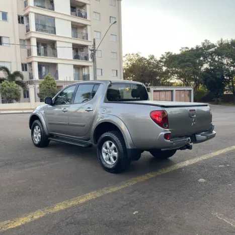 MITSUBISHI L 200 Triton 3.2 16V HPE 4X4 CABINE DUPLA TURBO DIESEL INTERCOOLER AUTOMTICO, Foto 6