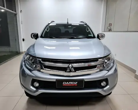 MITSUBISHI L 200 Triton 2.4 16V SPORT HPE-S 4X4 CABINE DUPLA TURBO DIESEL AUTOMTICO, Foto 2