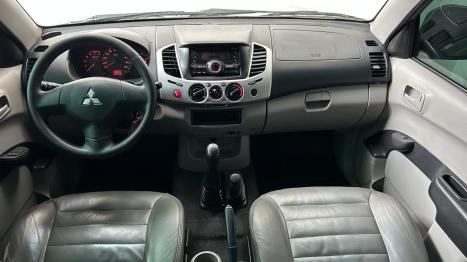 MITSUBISHI L 200 Triton 3.2 16V GLX 4X4 CABINE DUPLA TURBO DIESEL INTERCOOLER, Foto 7