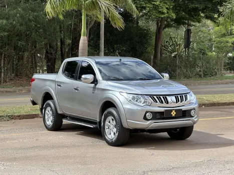 MITSUBISHI L 200 Triton 2.4 16V SPORT HPE TOP 4X4 CABINE DUPLA TURBO DIESEL AUTOMTICO, Foto 1