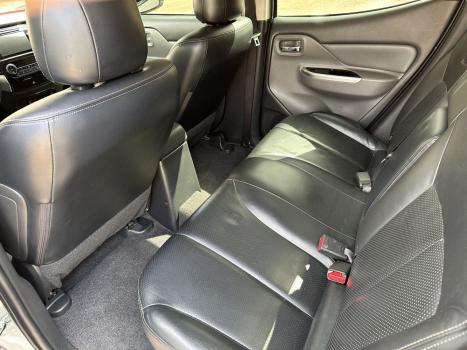 MITSUBISHI L 200 Triton 2.4 16V SPORT HPE TOP 4X4 CABINE DUPLA TURBO DIESEL AUTOMTICO, Foto 12