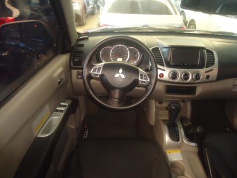 MITSUBISHI L 200 Triton 3.2 16V HPE 4X4 CABINE DUPLA TURBO DIESEL INTERCOOLER AUTOMTICO, Foto 5