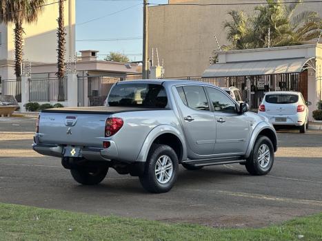 MITSUBISHI L 200 Triton 3.2 16V HPE 4X4 CABINE DUPLA TURBO DIESEL INTERCOOLER AUTOMTICO, Foto 3