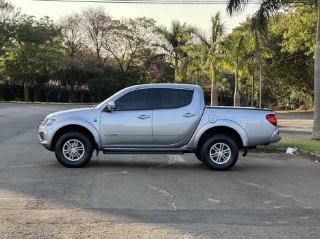 MITSUBISHI L 200 Triton 3.2 16V HPE 4X4 CABINE DUPLA TURBO DIESEL INTERCOOLER AUTOMTICO, Foto 5