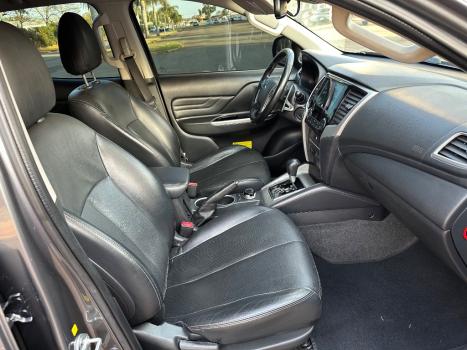 MITSUBISHI L 200 Triton 2.4 16V SPORT HPE-S 4X4 CABINE DUPLA TURBO DIESEL AUTOMTICO, Foto 14