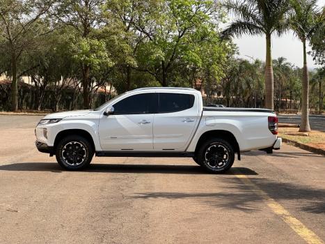 MITSUBISHI L 200 Triton 2.4 16V SPORT HPE-S 4X4 CABINE DUPLA TURBO DIESEL AUTOMTICO, Foto 5