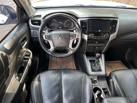 MITSUBISHI L 200 Triton 2.4 16V SPORT HPE-S 4X4 CABINE DUPLA TURBO DIESEL AUTOMTICO, Foto 11