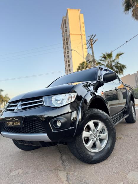 MITSUBISHI L 200 Triton 2.4 16V FLEX HLS CABINE DUPLA, Foto 4