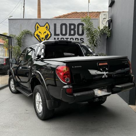 MITSUBISHI L 200 Triton 3.2 16V HPE 4X4 CABINE DUPLA TURBO DIESEL INTERCOOLER AUTOMTICO, Foto 2