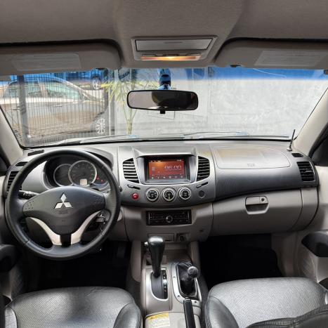 MITSUBISHI L 200 Triton 3.2 16V HPE 4X4 CABINE DUPLA TURBO DIESEL INTERCOOLER AUTOMTICO, Foto 5