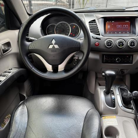 MITSUBISHI L 200 Triton 3.2 16V HPE 4X4 CABINE DUPLA TURBO DIESEL INTERCOOLER AUTOMTICO, Foto 6