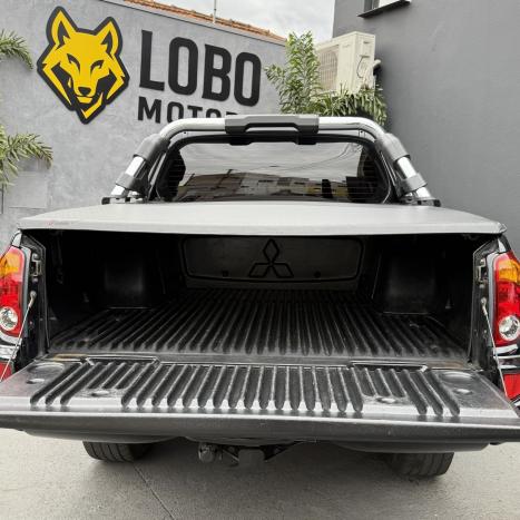 MITSUBISHI L 200 Triton 3.2 16V HPE 4X4 CABINE DUPLA TURBO DIESEL INTERCOOLER AUTOMTICO, Foto 11