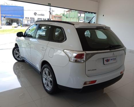 MITSUBISHI Outlander 2.0 16V 4P AUTOMTICO, Foto 4