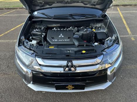 MITSUBISHI Outlander 3.0 V6 24V 4P GT 4X4 AUTOMTICO, Foto 15