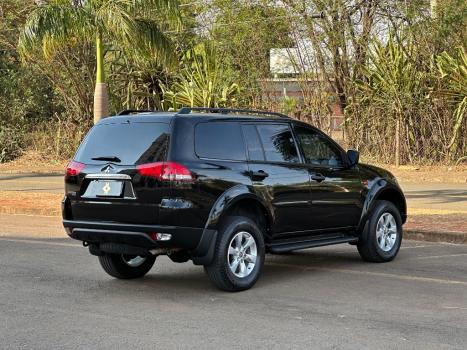 MITSUBISHI Pajero 3.2 16V 4P 4X4 TURBO DIESEL INTERCOOLER AUTOMTICO, Foto 4