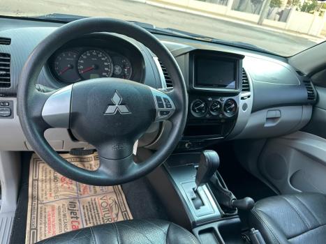 MITSUBISHI Pajero 3.2 16V 4P 4X4 TURBO DIESEL INTERCOOLER AUTOMTICO, Foto 6
