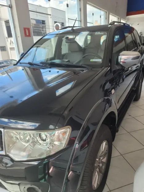 MITSUBISHI Pajero Dakar 3.2 16V 4P HPE 4X4  7 LUGARES TURBO INTECOOLER DIESEL AUTOMTICO, Foto 4