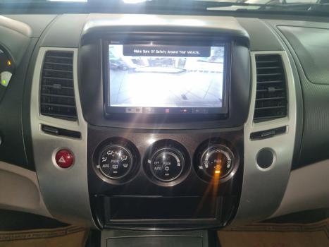 MITSUBISHI Pajero Dakar 3.5 V6 24V 4P HPE FLEX 4X4 7 LUGARES AUTOMTICO, Foto 12