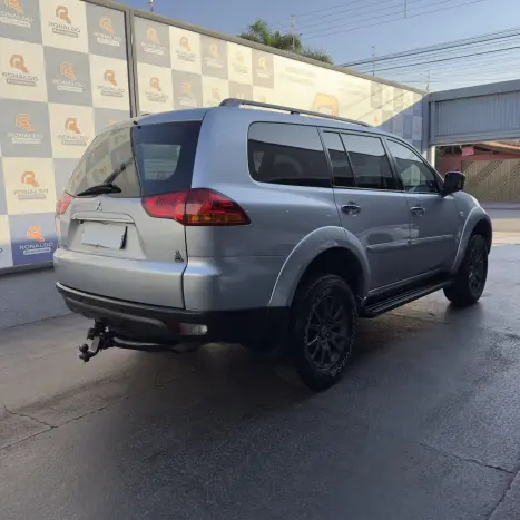 MITSUBISHI Pajero Dakar 3.2 16V 4P HPE 4X4  7 LUGARES TURBO INTECOOLER DIESEL AUTOMTICO, Foto 4