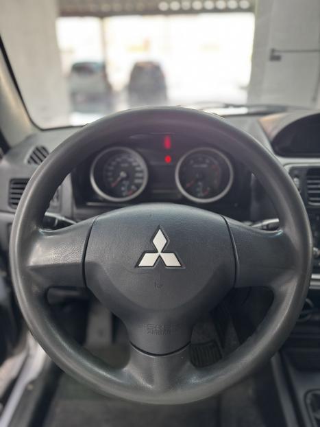 MITSUBISHI Pajero TR4 2.0 16V 4P FLEX, Foto 7