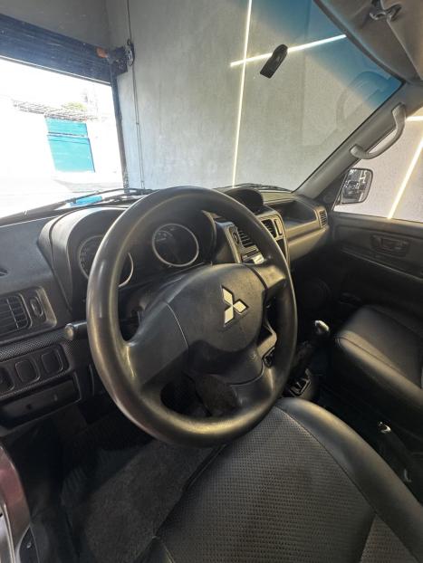 MITSUBISHI Pajero TR4 2.0 16V 4P FLEX, Foto 8