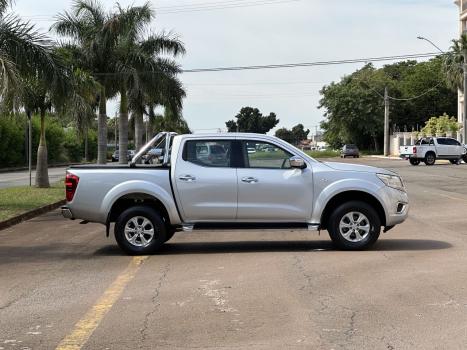 NISSAN Frontier 2.3 16V SE 4X4 CABINE DUPLA BI-TURBO DIESEL AUTOMTICO, Foto 2