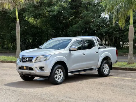 NISSAN Frontier 2.3 16V SE 4X4 CABINE DUPLA BI-TURBO DIESEL AUTOMTICO, Foto 5