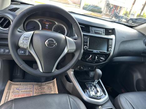 NISSAN Frontier 2.3 ATTACK CABINE DUPLA 4X4 BI-TURBO DIESEL AUTOMTICO, Foto 5