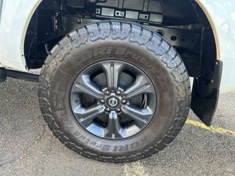 NISSAN Frontier 2.3 ATTACK CABINE DUPLA 4X4 BI-TURBO DIESEL AUTOMTICO, Foto 8