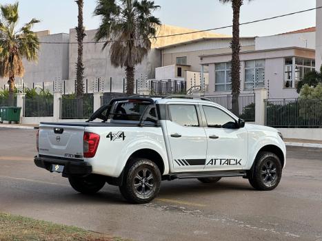 NISSAN Frontier 2.3 ATTACK CABINE DUPLA 4X4 BI-TURBO DIESEL AUTOMTICO, Foto 5