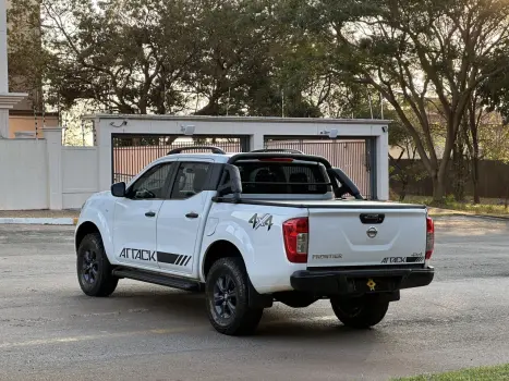 NISSAN Frontier 2.3 ATTACK CABINE DUPLA 4X4 BI-TURBO DIESEL AUTOMTICO, Foto 6