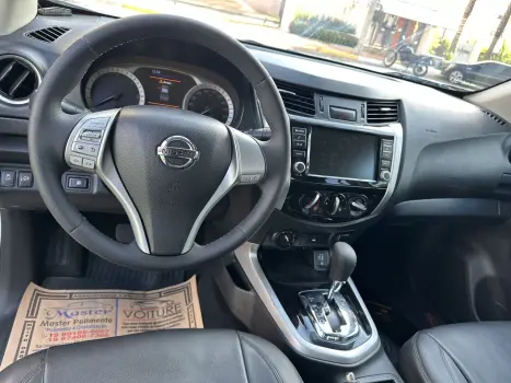 NISSAN Frontier 2.3 ATTACK CABINE DUPLA 4X4 BI-TURBO DIESEL AUTOMTICO, Foto 7