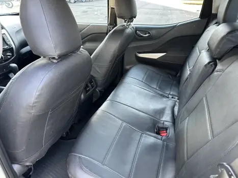 NISSAN Frontier 2.3 ATTACK CABINE DUPLA 4X4 BI-TURBO DIESEL AUTOMTICO, Foto 12