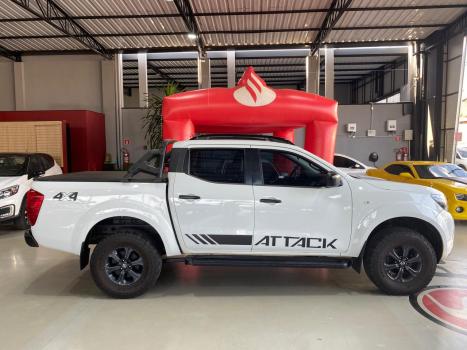 NISSAN Frontier 2.3 ATTACK CABINE DUPLA 4X4 BI-TURBO DIESEL AUTOMTICO, Foto 4