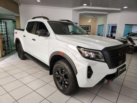 NISSAN Frontier 2.3 16V PRO4X CABINE DUPLA 4X4 BI-TURBO DIESEL AUTOMTICO, Foto 3