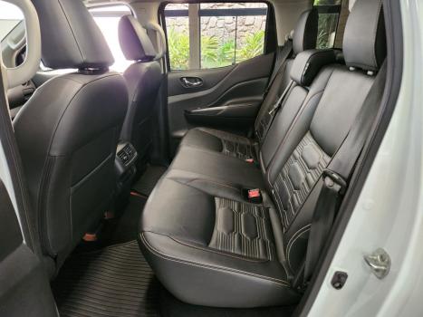 NISSAN Frontier 2.3 16V PRO4X CABINE DUPLA 4X4 BI-TURBO DIESEL AUTOMTICO, Foto 11