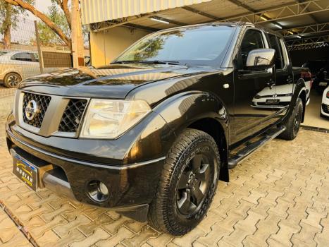 NISSAN Frontier 2.5 XE TURBO DIESEL CABINE DUPLA, Foto 4