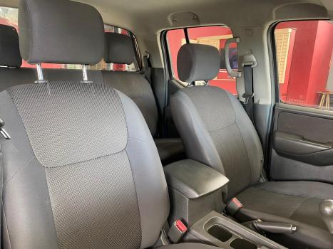 NISSAN Frontier 2.5 S 4X4 TURBO DIESEL CABINE DUPLA, Foto 12