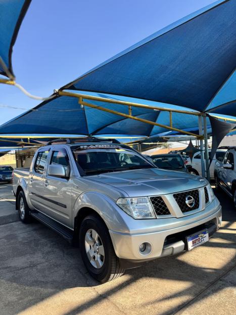 NISSAN Frontier 2.5 XE TURBO DIESEL CABINE DUPLA, Foto 3