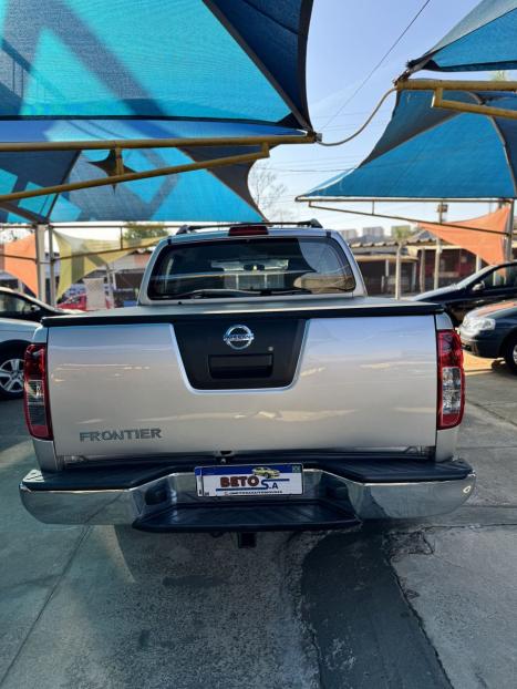 NISSAN Frontier 2.5 XE TURBO DIESEL CABINE DUPLA, Foto 9