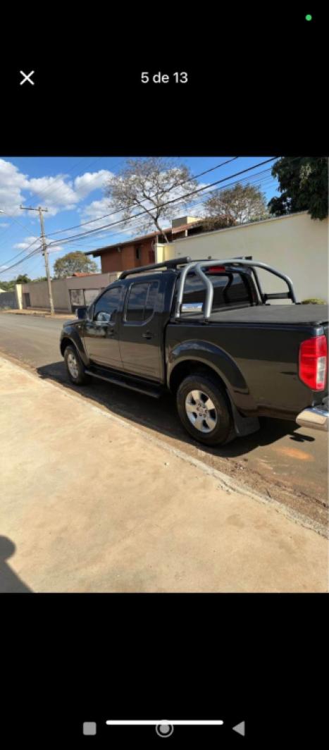 NISSAN Frontier 2.5 4X4 LE CABINE DUPLA TURBO DIESEL AUTOMTICO, Foto 3