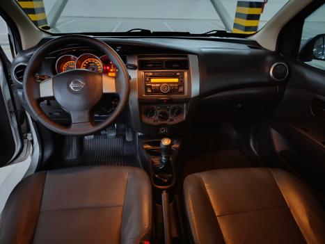NISSAN Grand Livina 1.8 16V 4P FLEX S, Foto 11