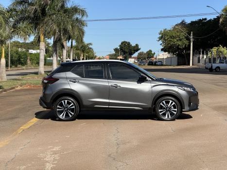 NISSAN Kicks 1.6 16V 4P FLEXSTART EXCLUSIVE XTRONIC AUTOMTICO CVT, Foto 2