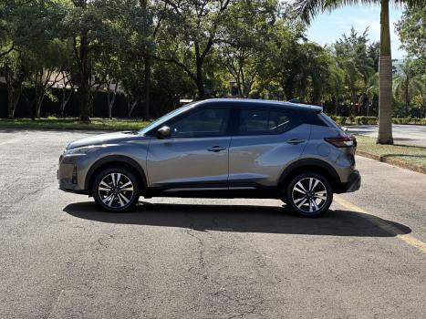 NISSAN Kicks 1.6 16V 4P FLEXSTART EXCLUSIVE XTRONIC AUTOMTICO CVT, Foto 6